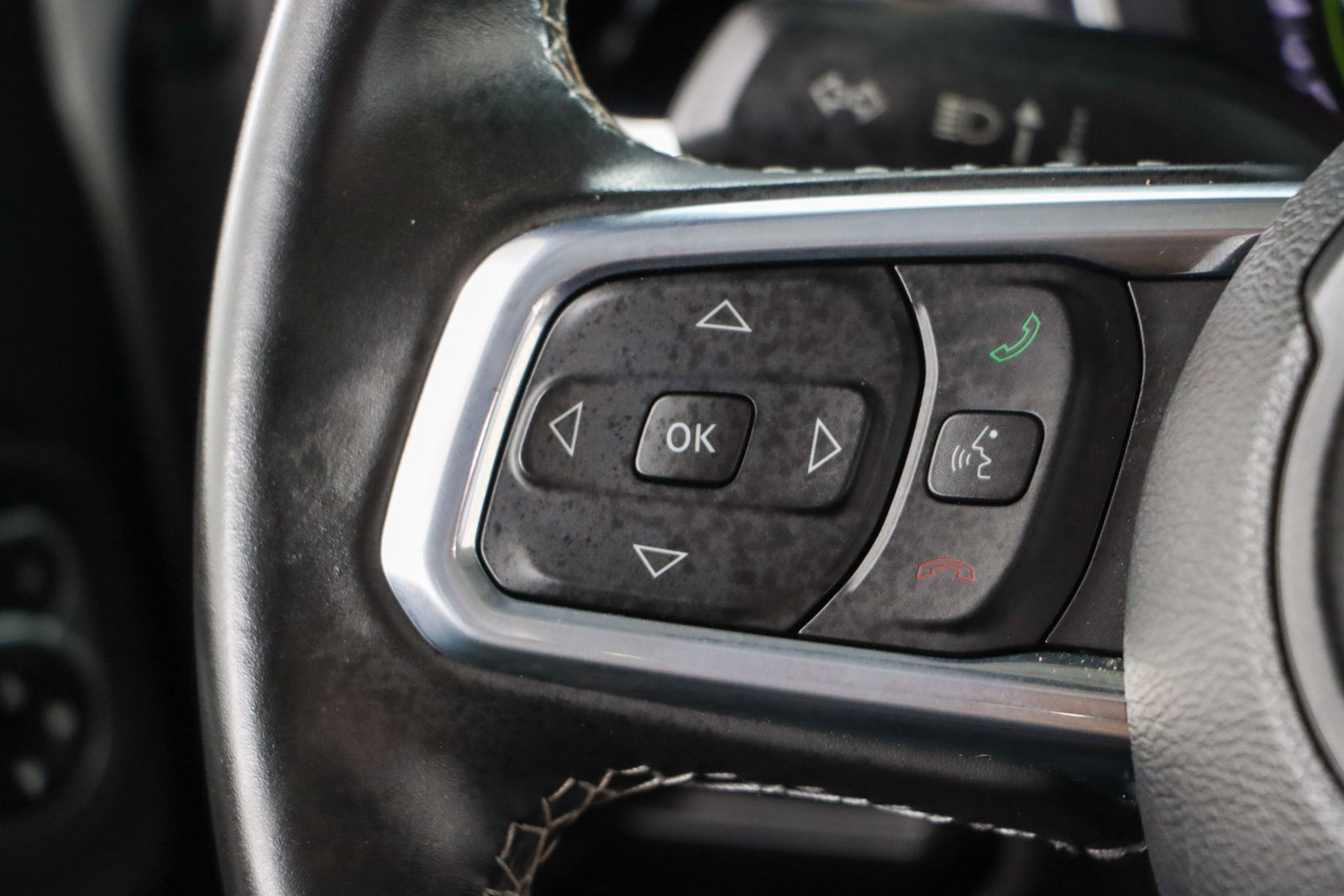 Used 2022 Jeep Wrangler Unlimited Sahara AWD/4WD image 15