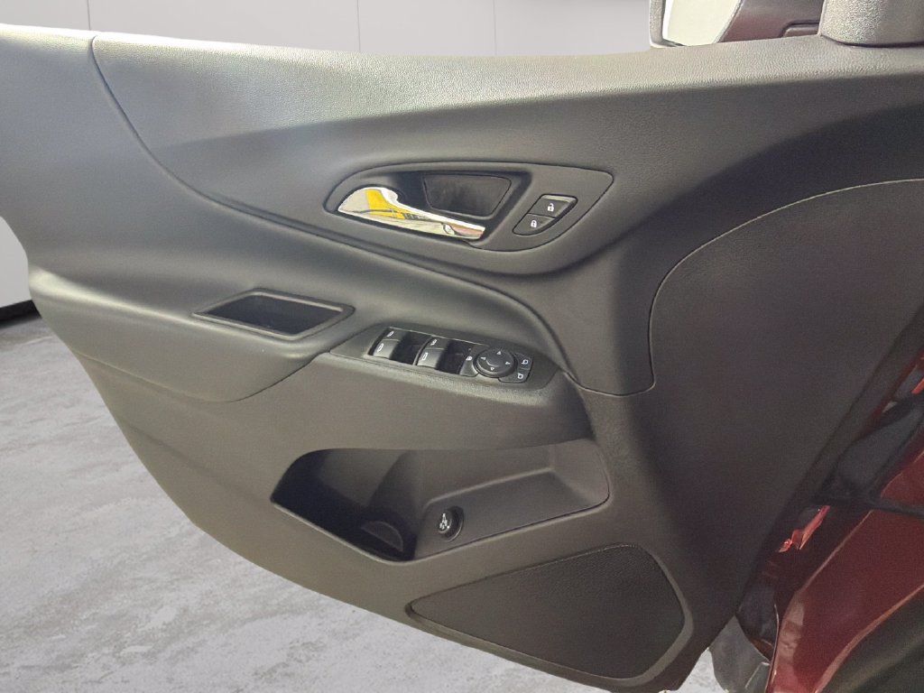 Certified 2024 Chevrolet Equinox LT FWD image 34
