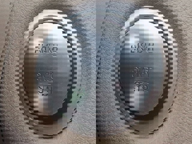 Used 2018 Mercedes-Benz C 300 Sedan image 26