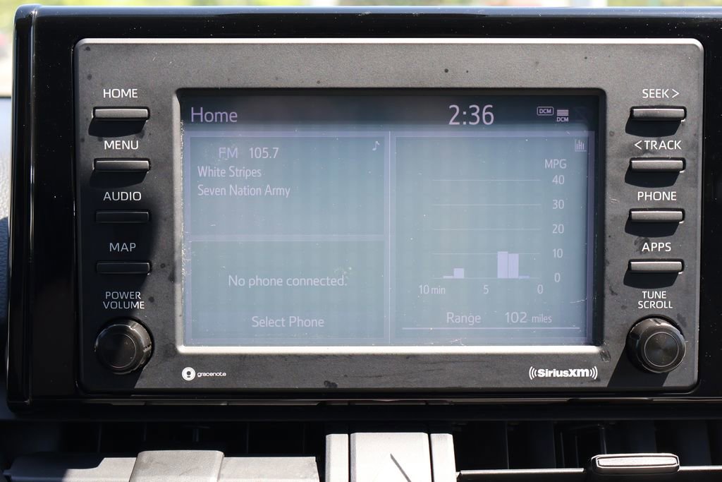 Used 2020 Toyota RAV4 XLE w/ Convenience Package FWD image 9