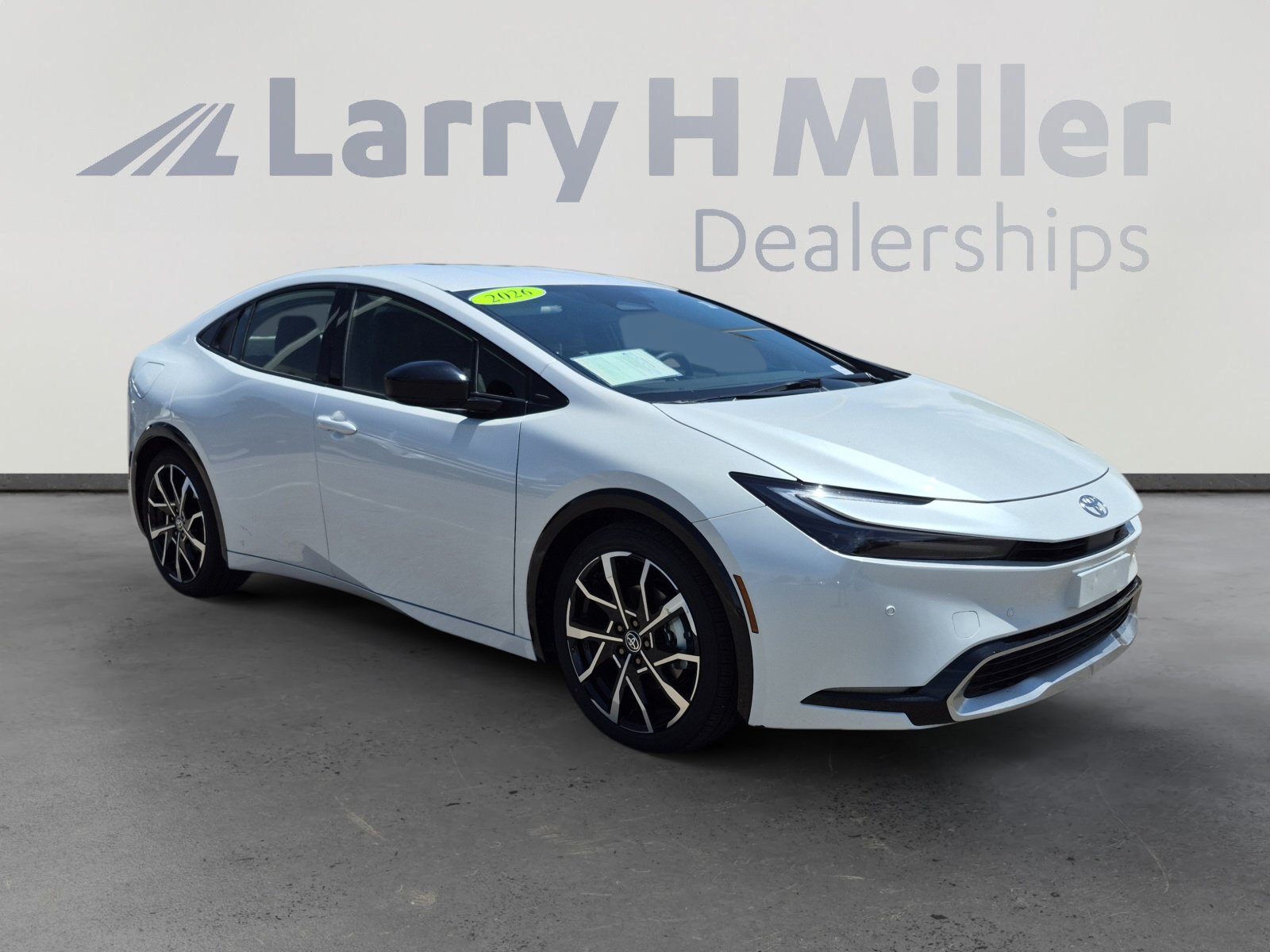 Certified 2026 Toyota Prius Plug-In Hybrid FWD image 7
