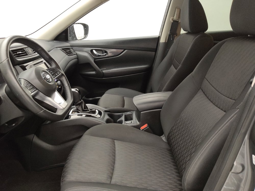 Used 2018 Nissan Rogue SV image 17