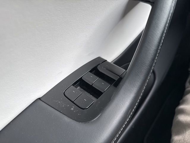 Used 2020 Tesla Model 3 Long Range image 19