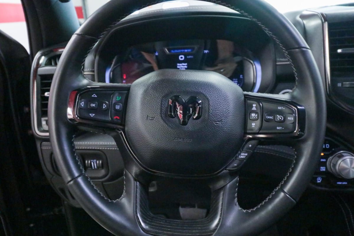 Used 2024 RAM 1500 Limited AWD/4WD image 11