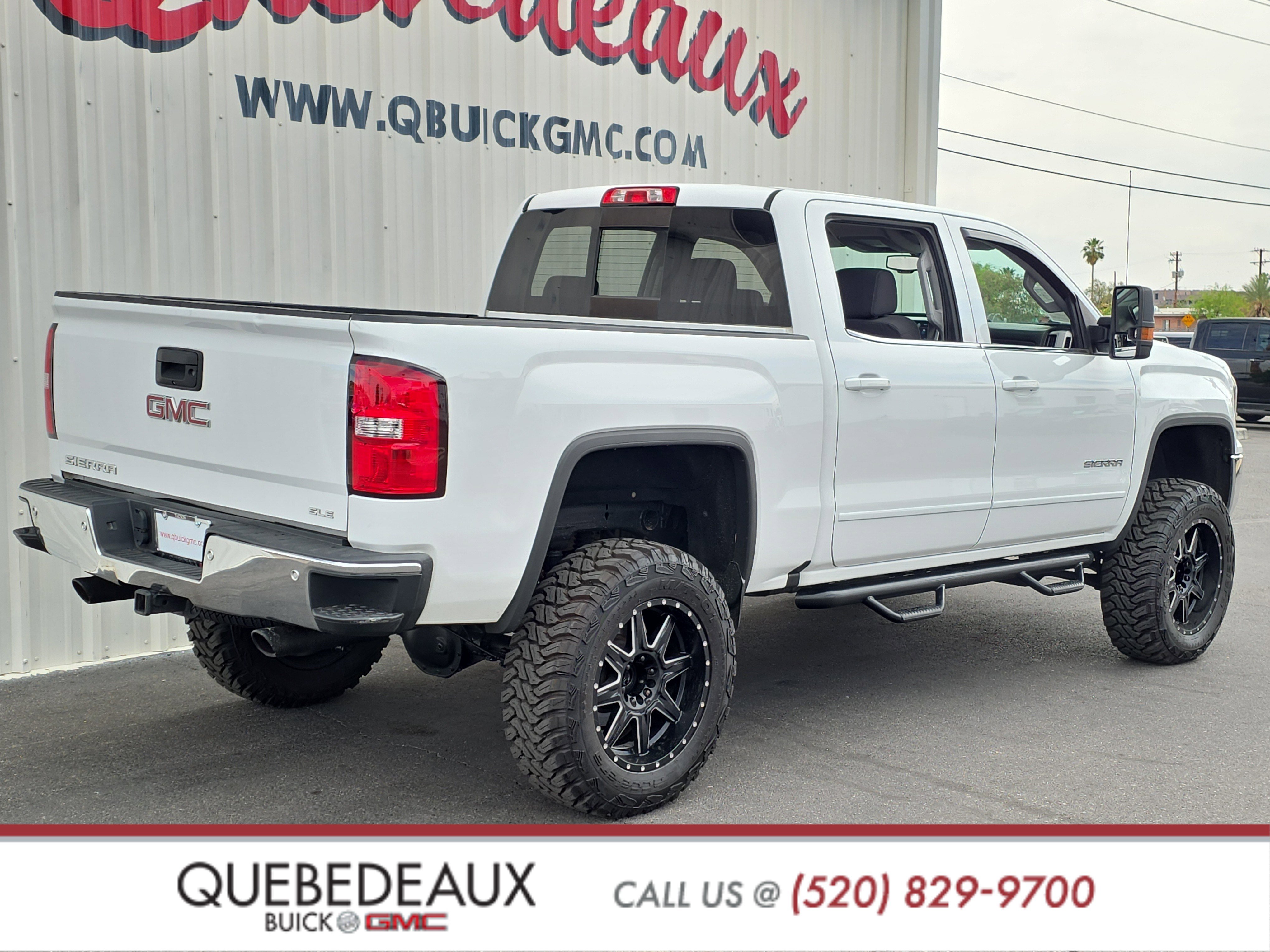 Used 2018 GMC Sierra 1500 SLE w/ SLE Value Package AWD/4WD image 8