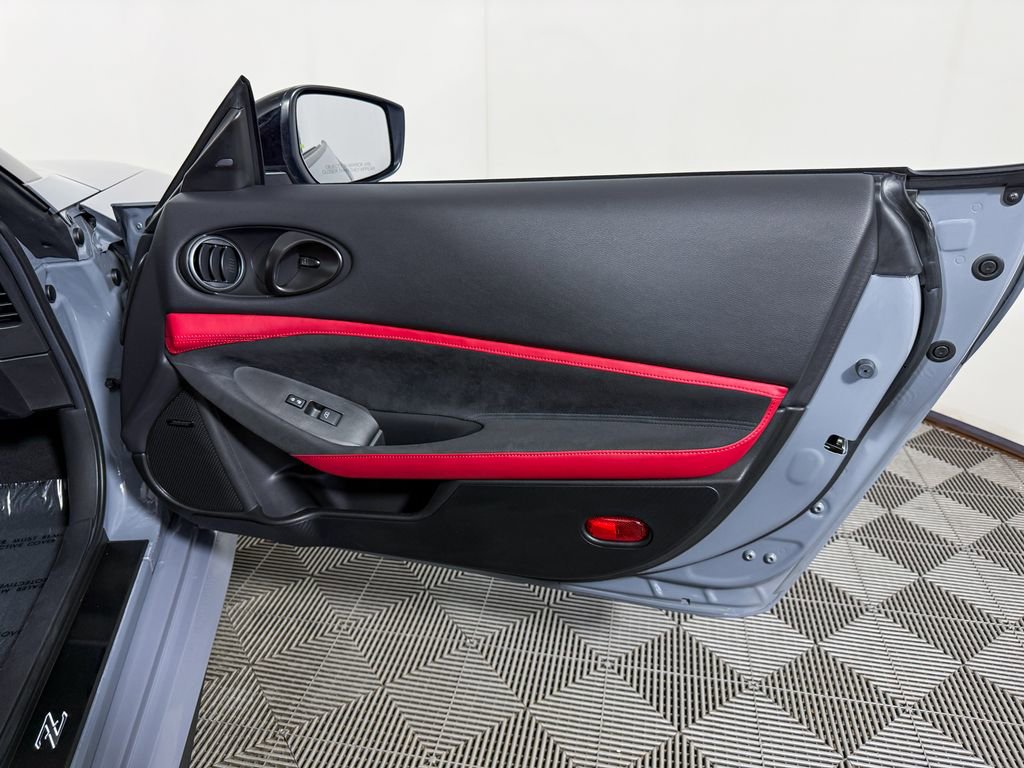 Certified 2024 Nissan Z Performance w/ Floor Mat Package image 48