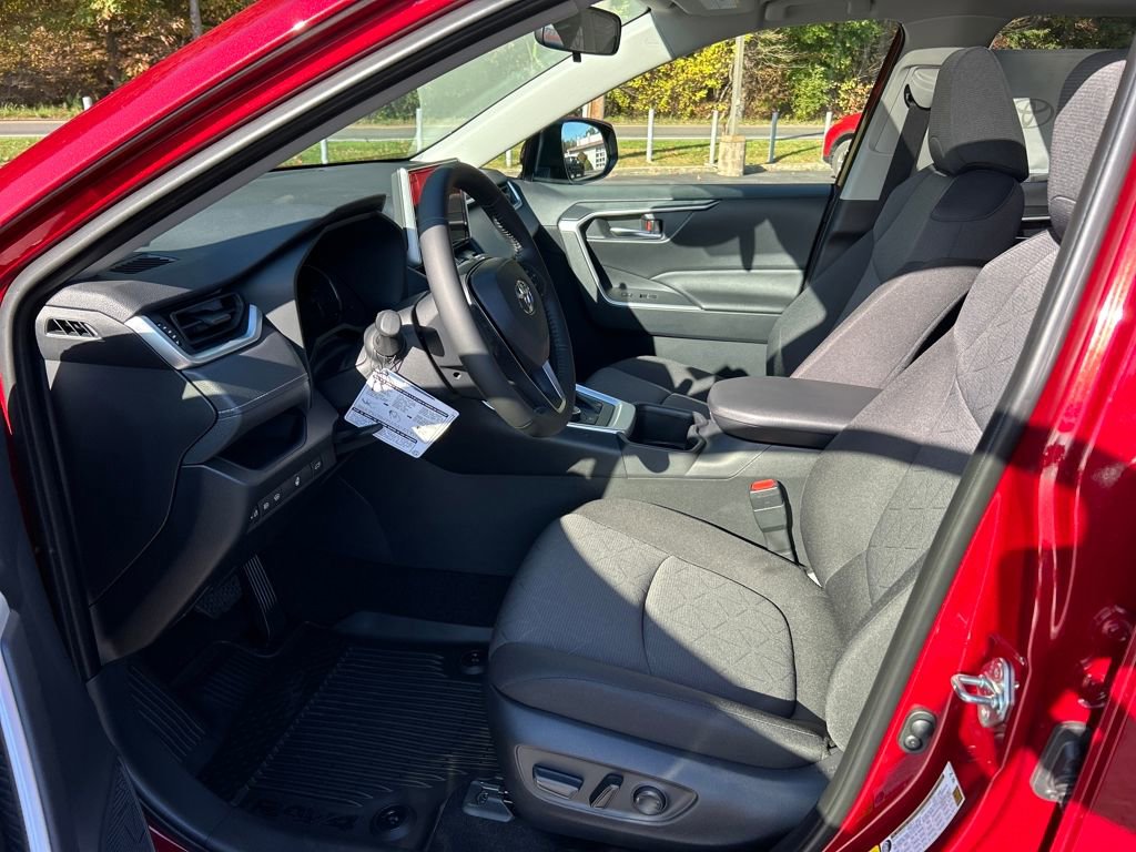 New 2025 Toyota RAV4 XLE image 9