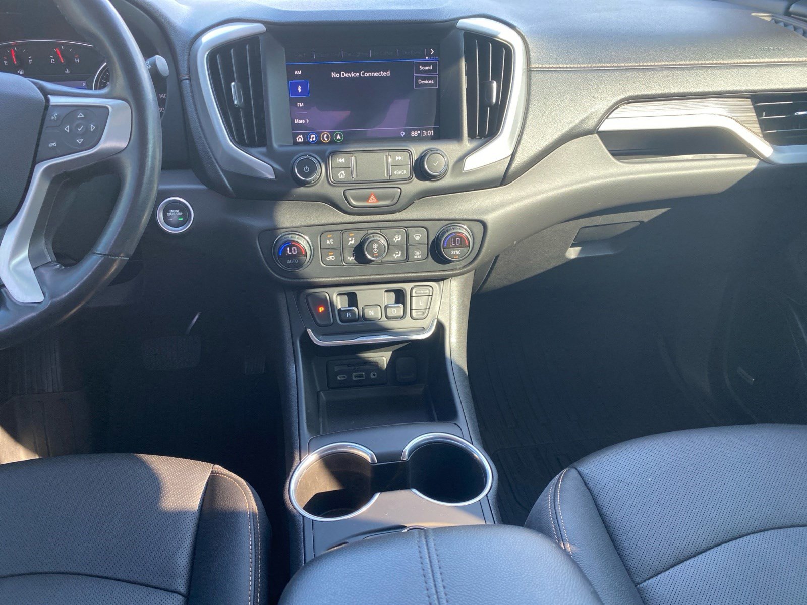 Used 2020 GMC Terrain SLT w/ Preferred Package image 11