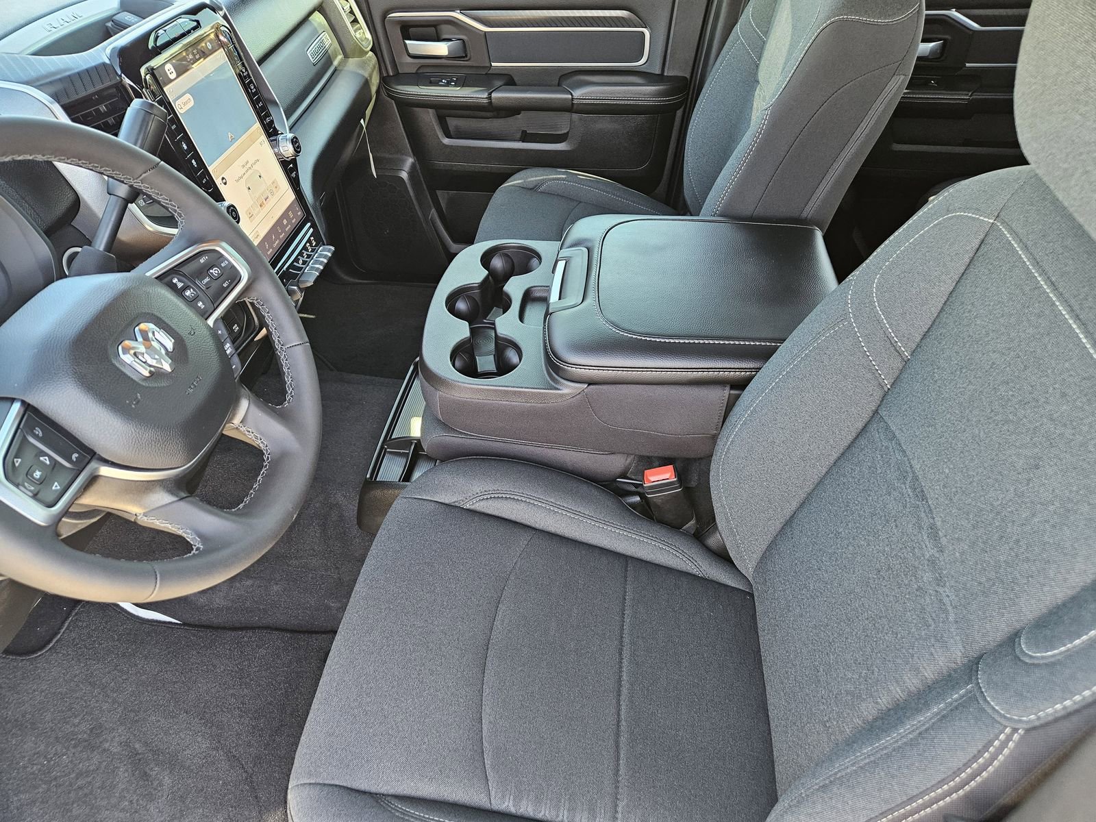 New 2026 RAM 3500 Big Horn AWD/4WD image 17