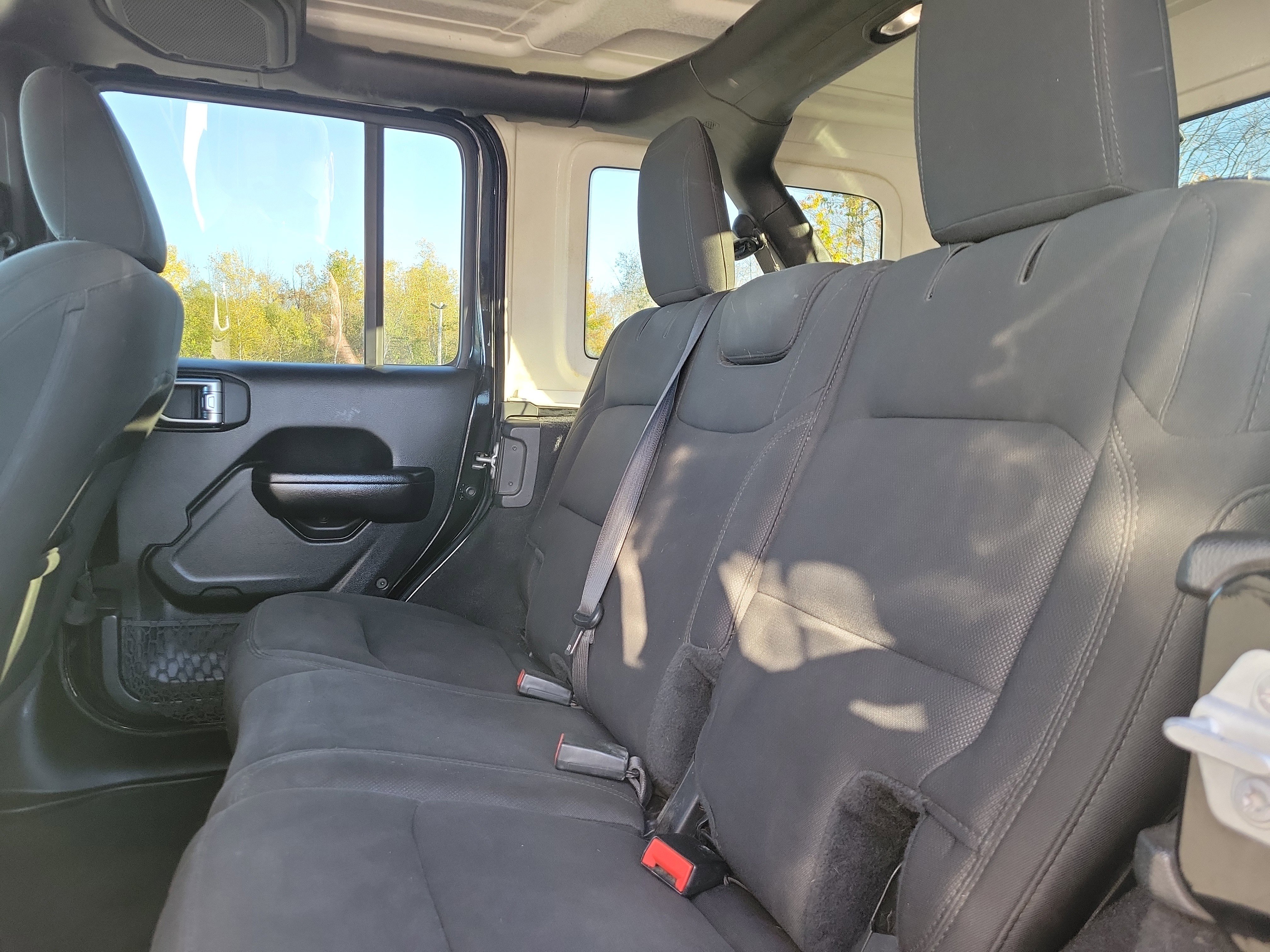 Used 2020 Jeep Wrangler Unlimited Sport S image 16