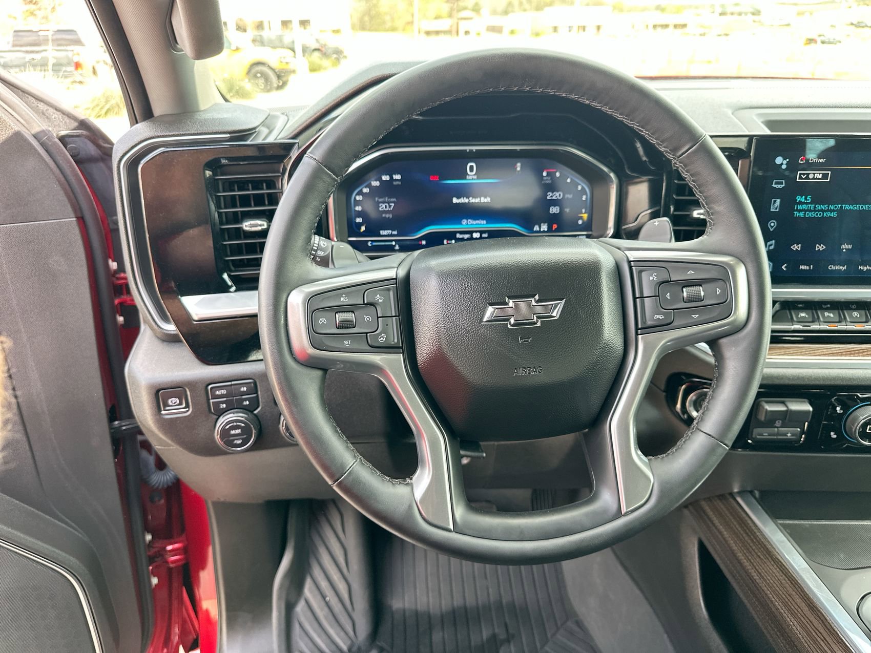 Used 2023 Chevrolet Silverado 1500 RST AWD/4WD image 14