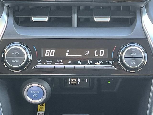 Used 2021 Toyota Venza LE AWD/4WD image 16