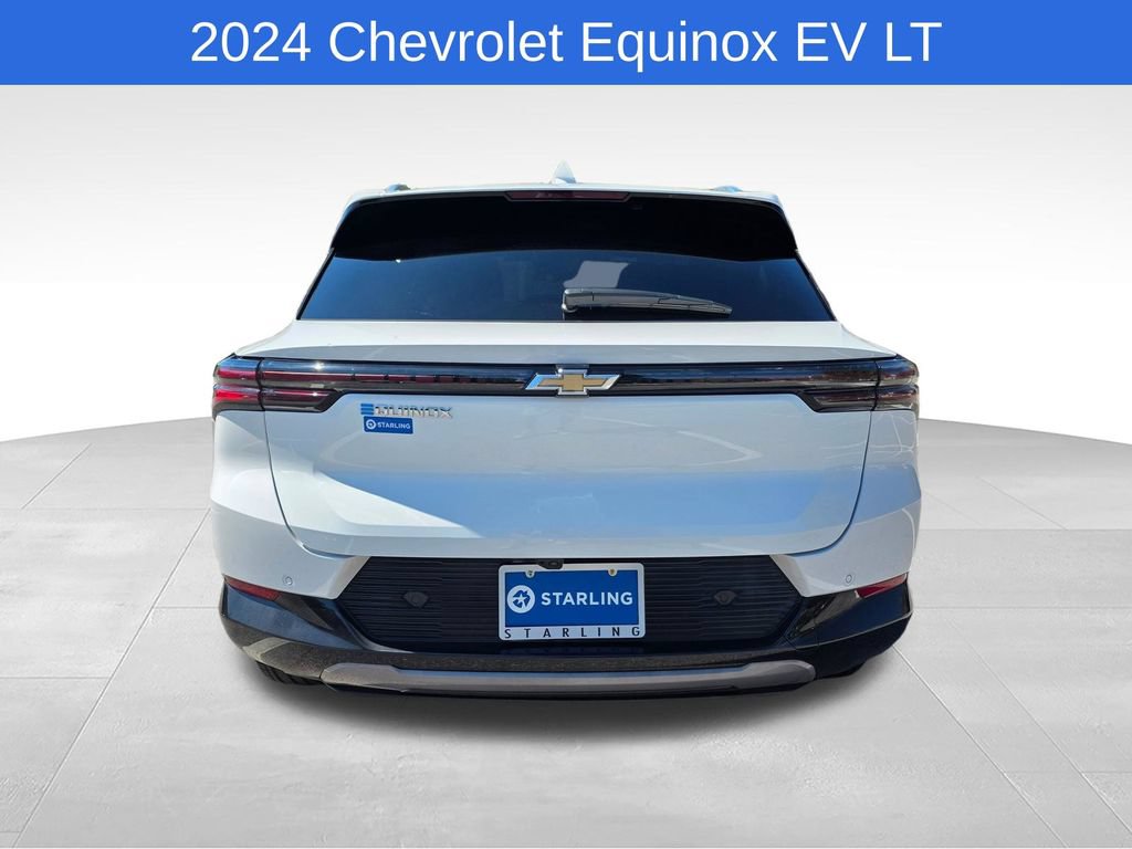 Certified 2024 Chevrolet Equinox EV LT FWD image 8