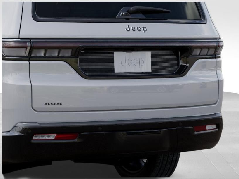 New 2026 Jeep Grand Wagoneer Summit w/ Premium Group III AWD/4WD image 13