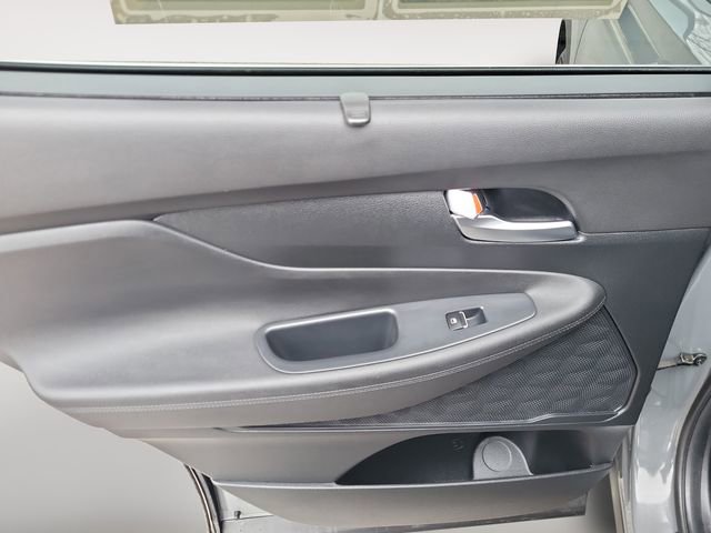 Used 2023 Hyundai Santa Fe SEL image 19