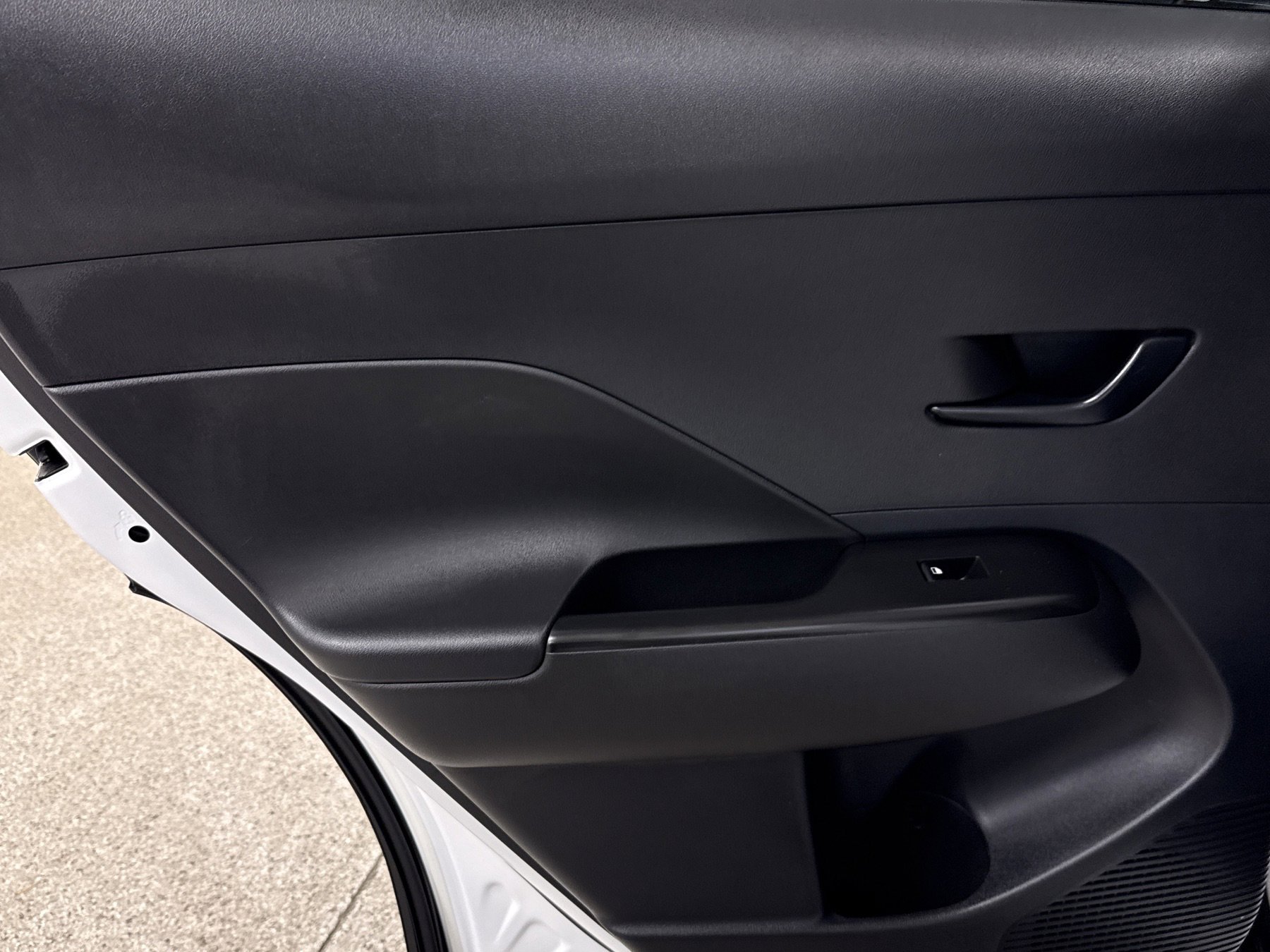 Used 2025 Hyundai Kona SEL image 10