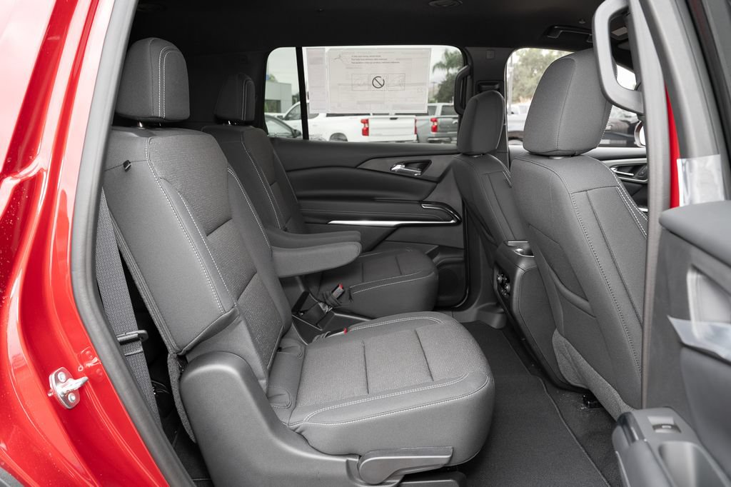 New 2026 Chevrolet Traverse LT FWD image 37