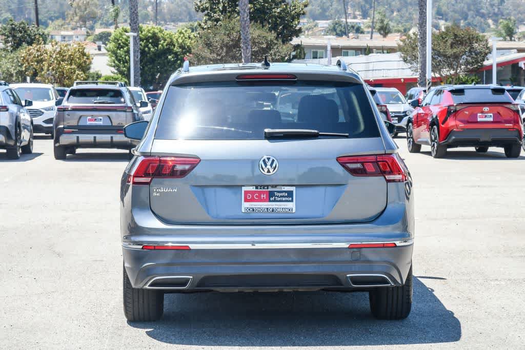 Used 2020 Volkswagen Tiguan SE w/ Panoramic Sunroof Package FWD image 8