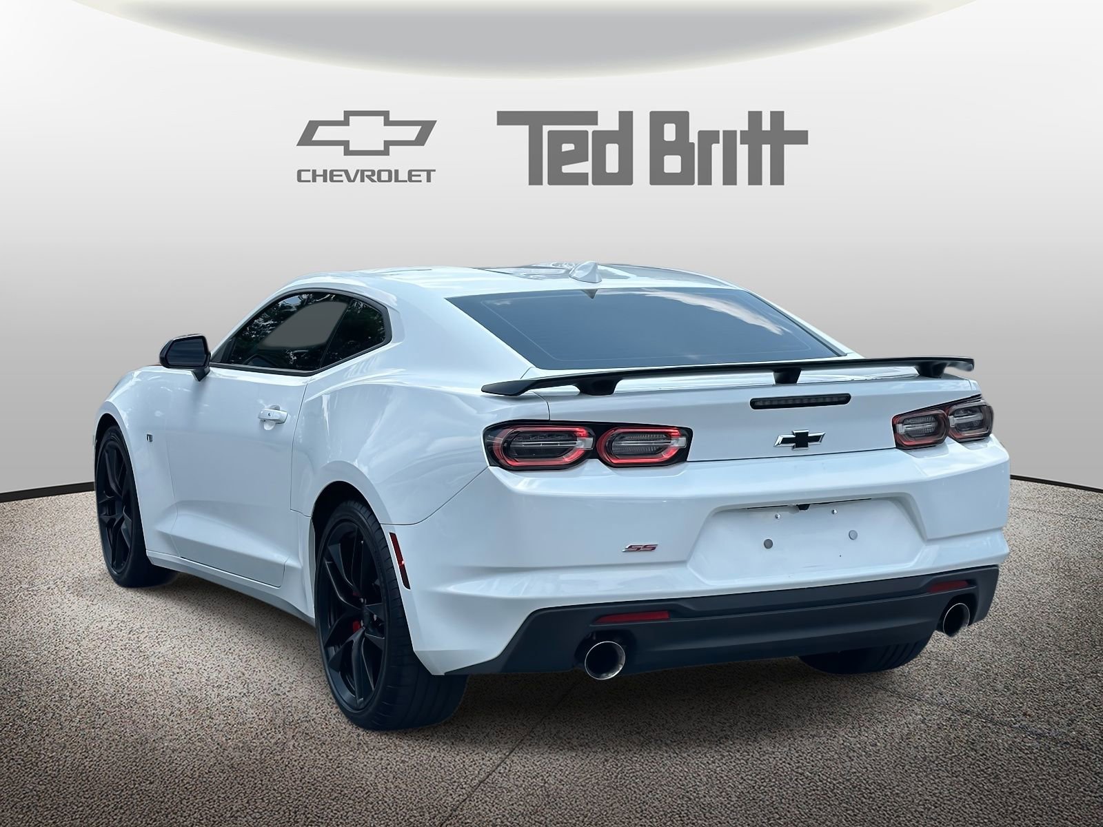 Used 2023 Chevrolet Camaro SS image 6