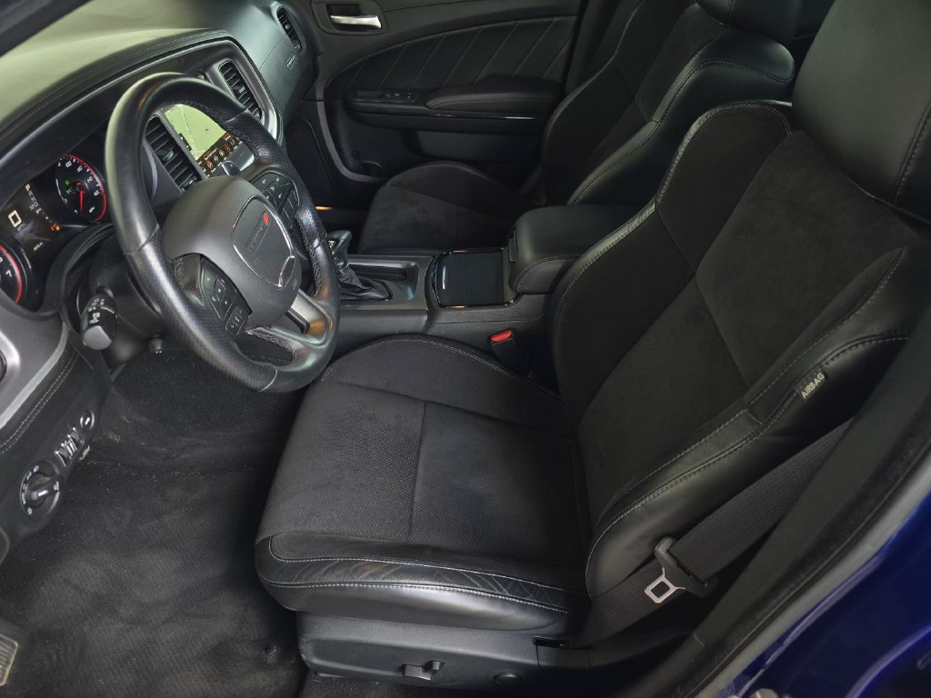 Used 2022 Dodge Charger R/T w/ Plus Group RWD image 27