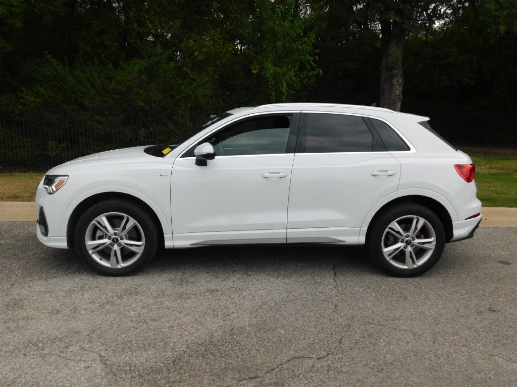 Used 2024 Audi Q3 2.0T Premium AWD/4WD image 9