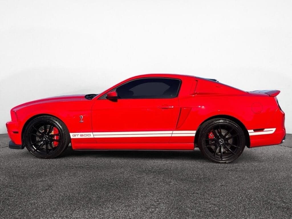 Used 2014 Ford Mustang Shelby GT500 RWD image 2