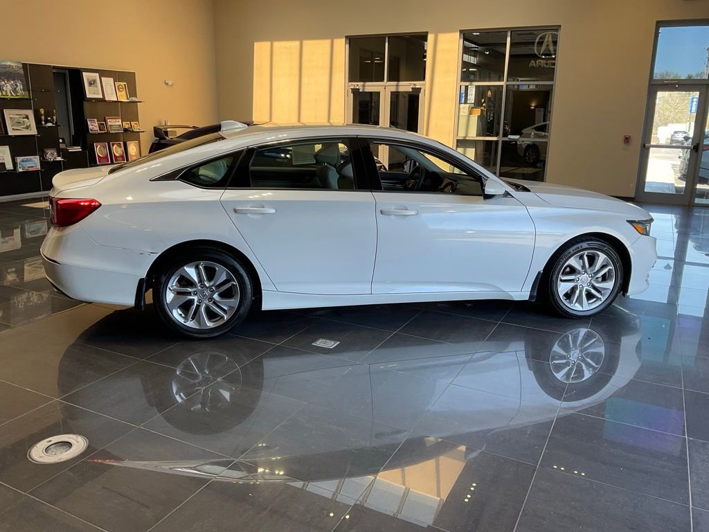 Used 2019 Honda Accord LX image 7