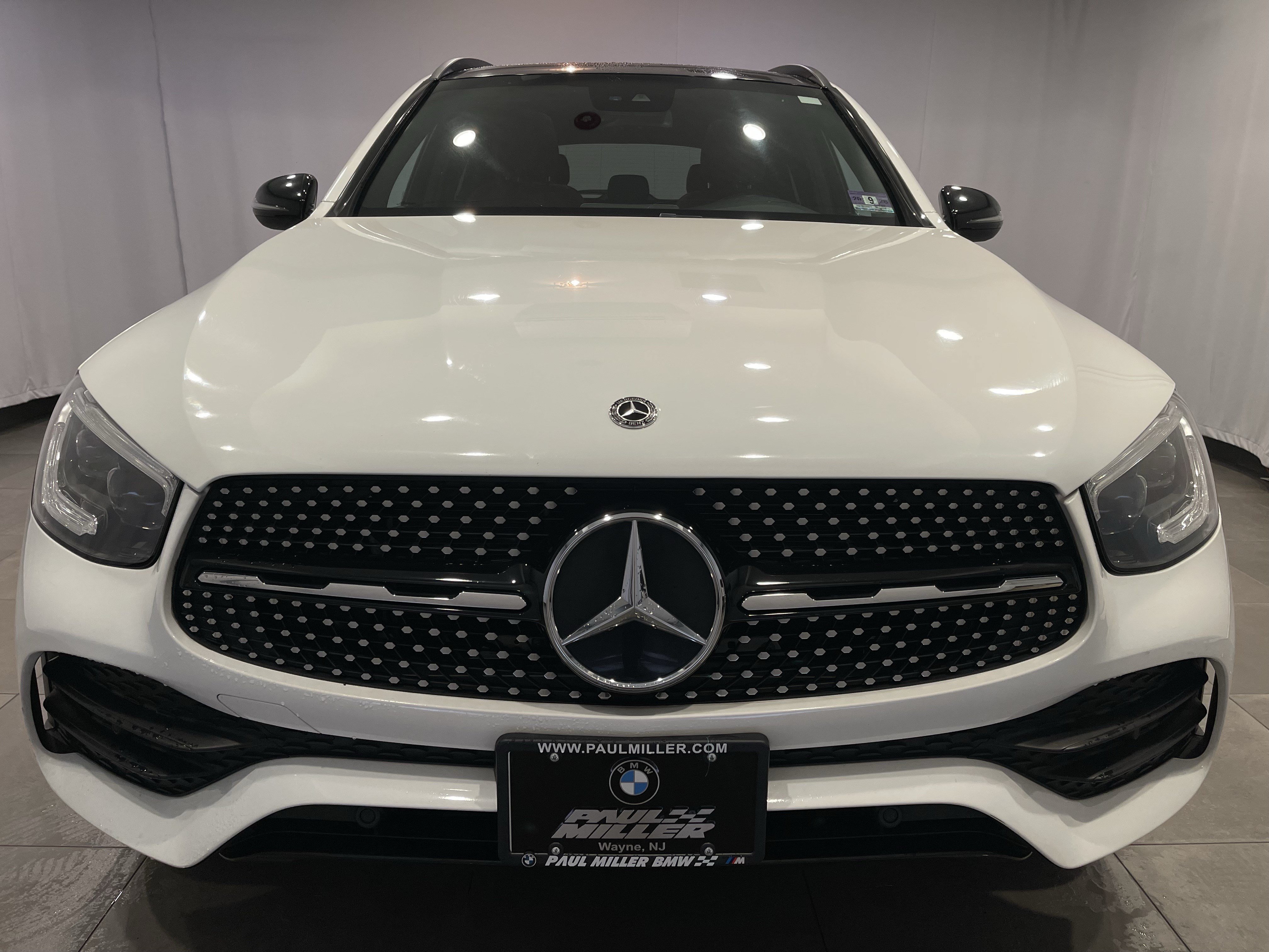 Used 2020 Mercedes-Benz GLC 300 4MATIC image 2