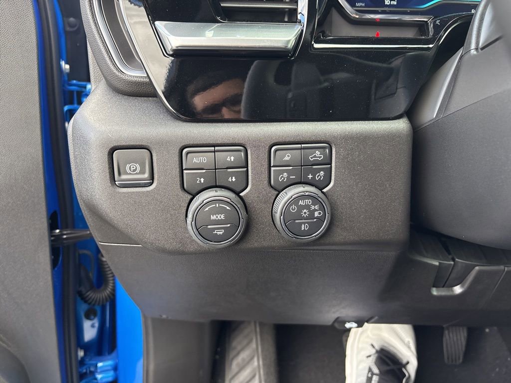 New 2025 Chevrolet Silverado 1500 RST w/ Convenience Package II image 18