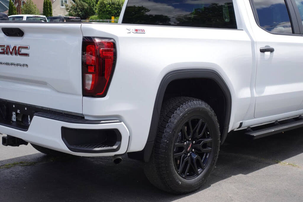 Used 2023 GMC Sierra 1500 Pro w/ Graphite Edition AWD/4WD image 11