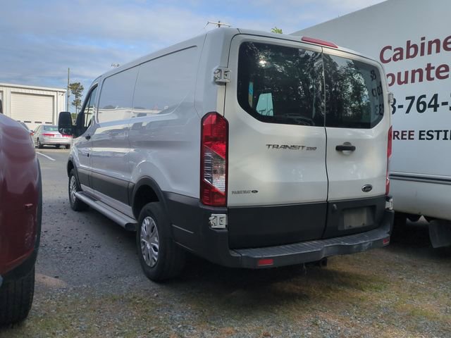 Used 2016 Ford Transit 250 130 Low Roof w/ Exterior Upgrade Package RWD image 8