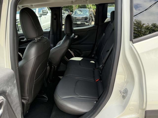 Used 2015 Jeep Renegade Limited FWD image 12