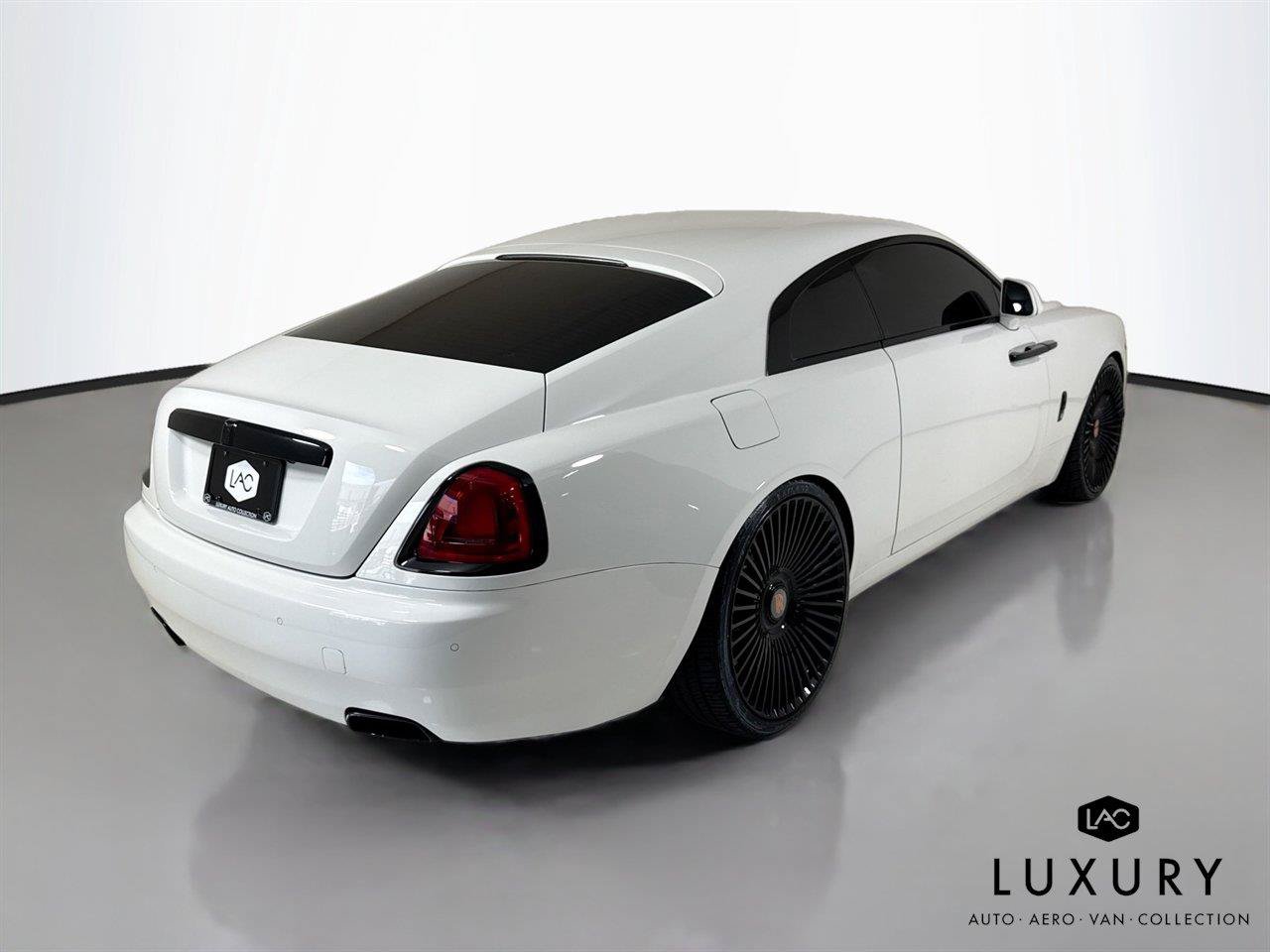 Used 2016 Rolls-Royce Wraith RWD image 6