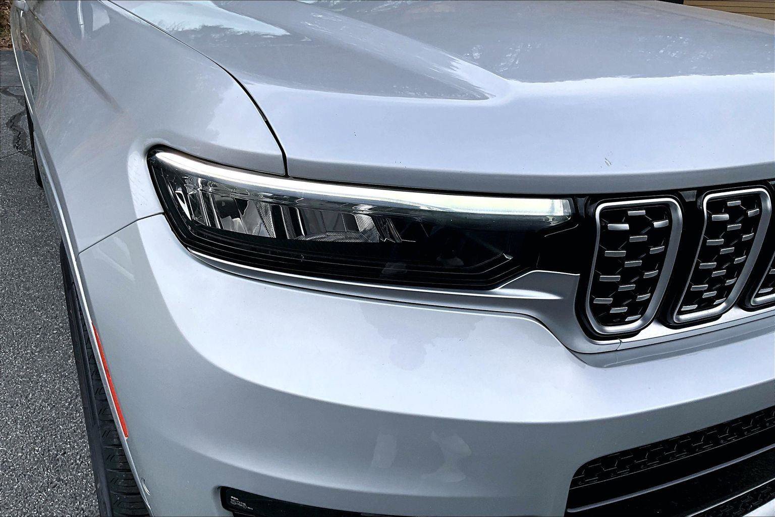 Used 2022 Jeep Grand Cherokee L Summit w/ Advanced Protech Group IV image 31