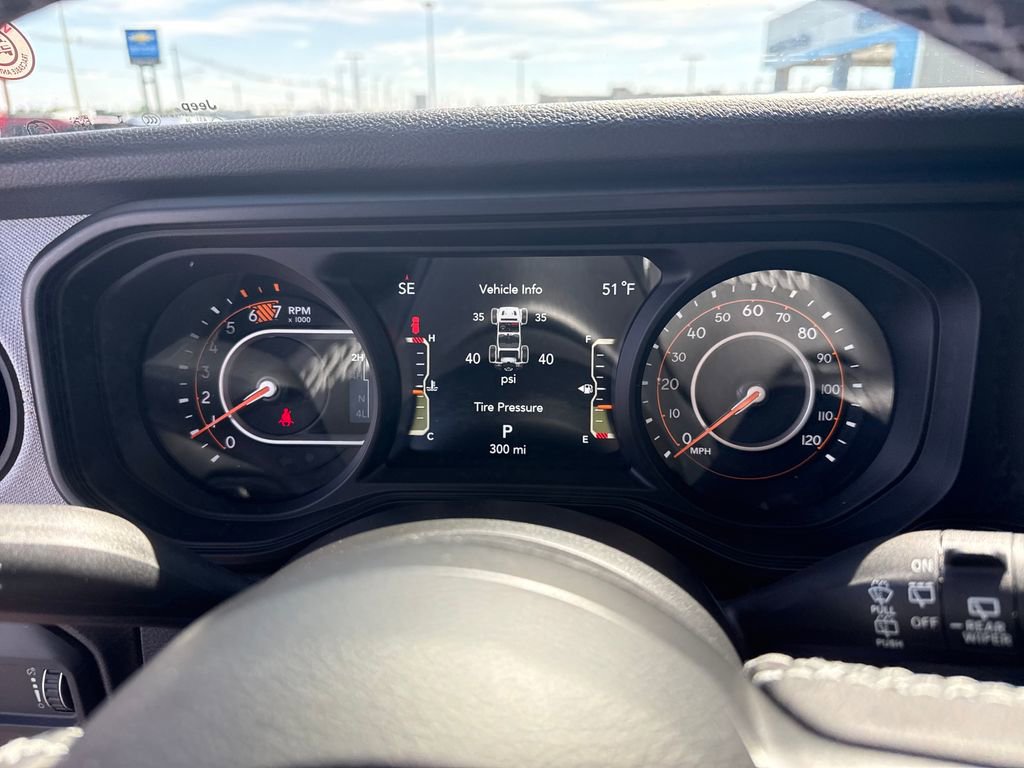 Used 2025 Jeep Wrangler Sport S image 19