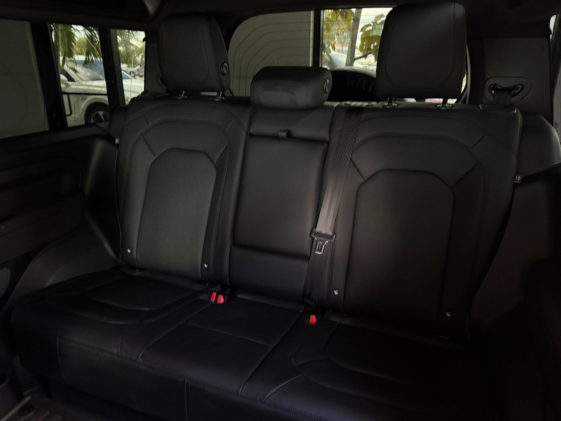 Used 2023 Land Rover Defender 90 S image 20