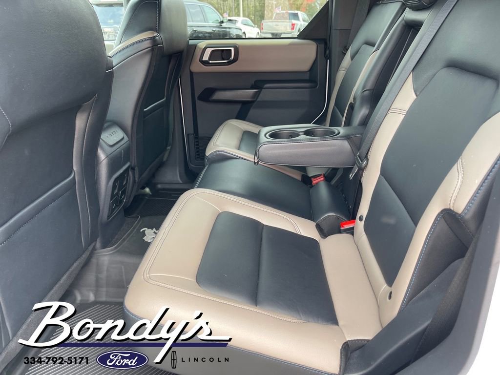 Used 2024 Ford Bronco Wildtrak image 11