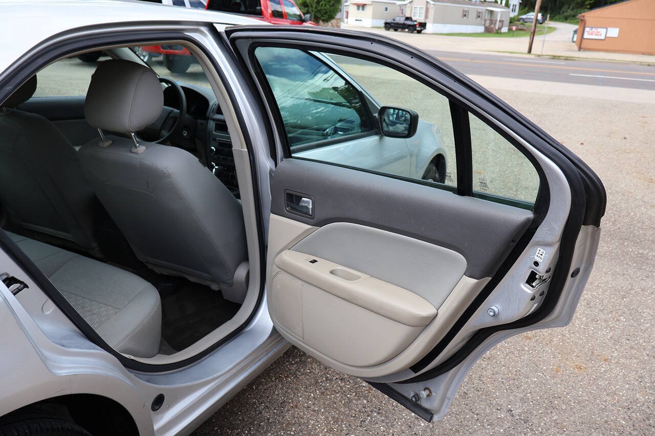 Used 2012 Ford Fusion S FWD image 24