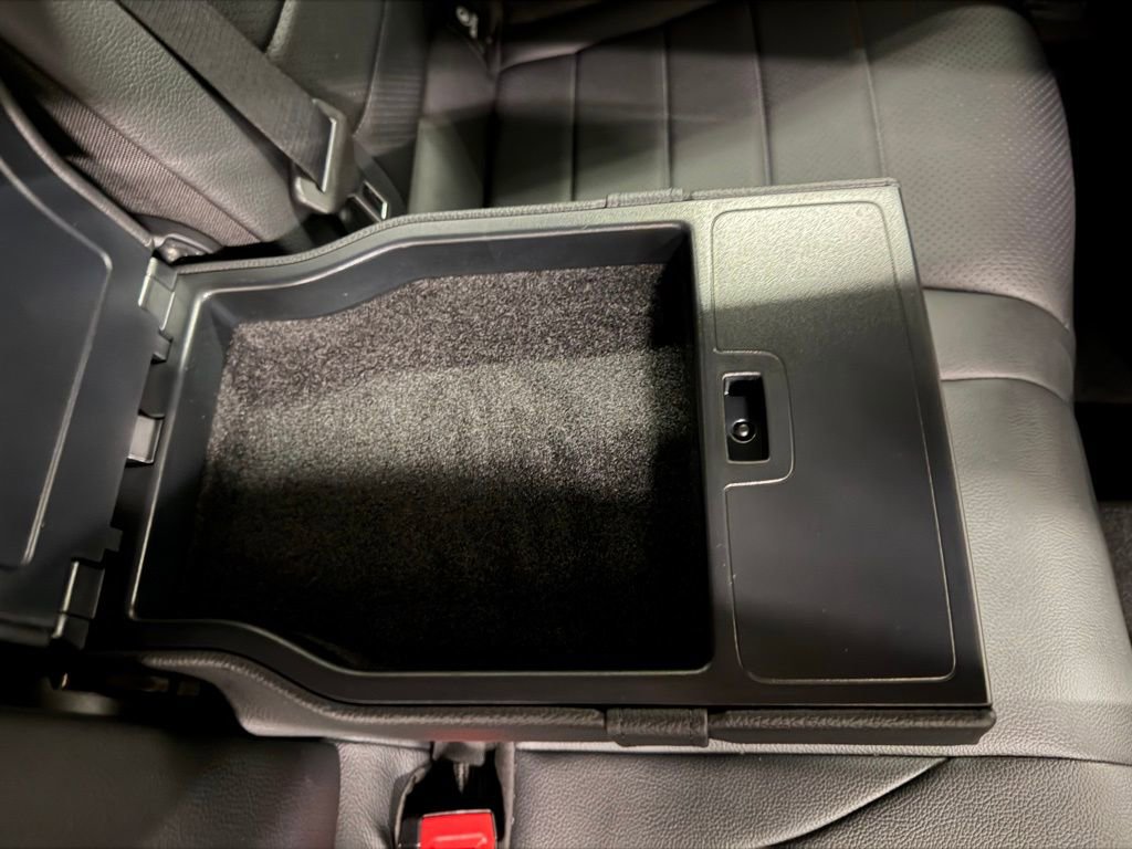 Used 2022 Mercedes-Benz GLC 300 4MATIC image 31