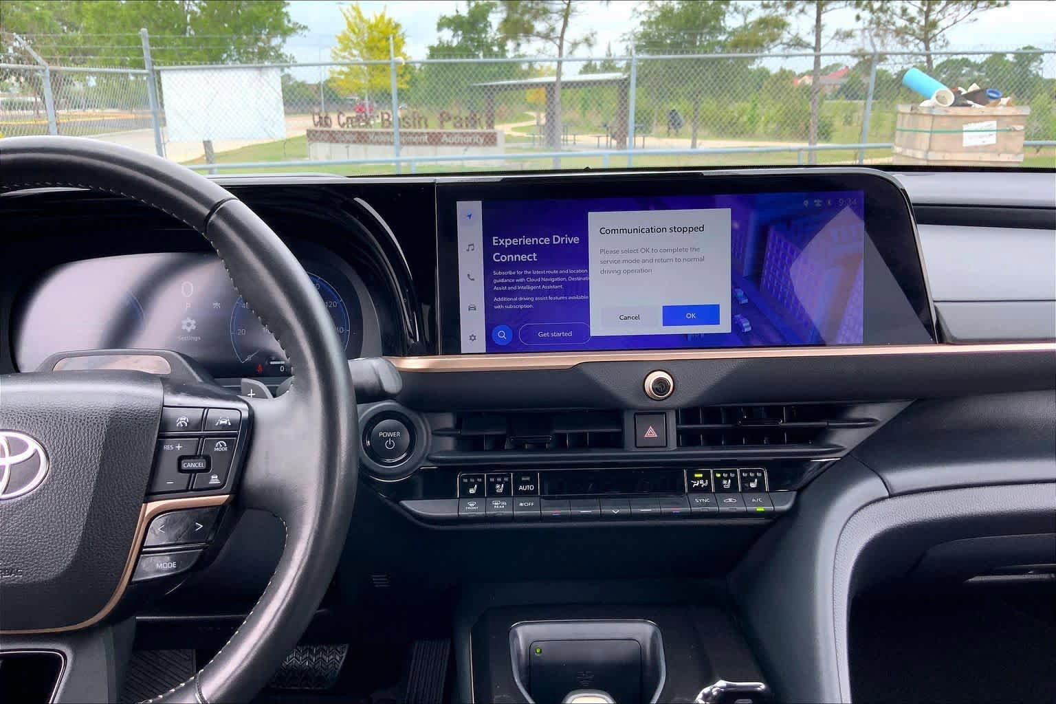 Certified 2025 Toyota Crown Platinum AWD/4WD image 7