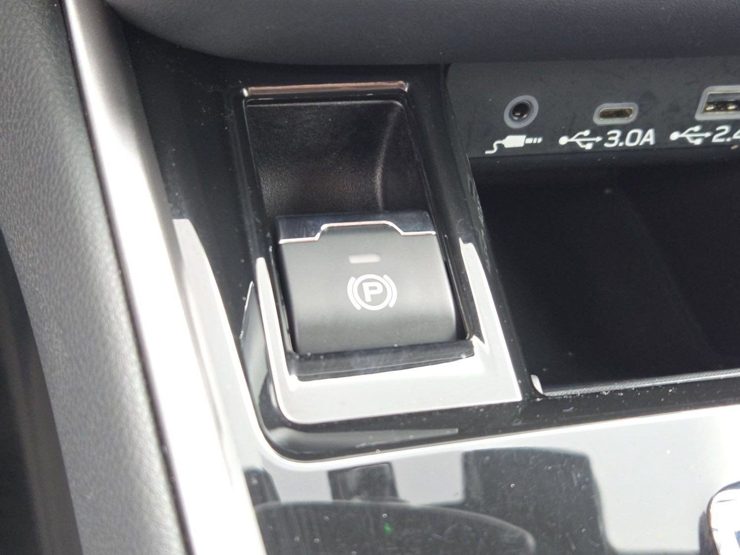 Used 2023 Subaru Outback Limited AWD/4WD image 24
