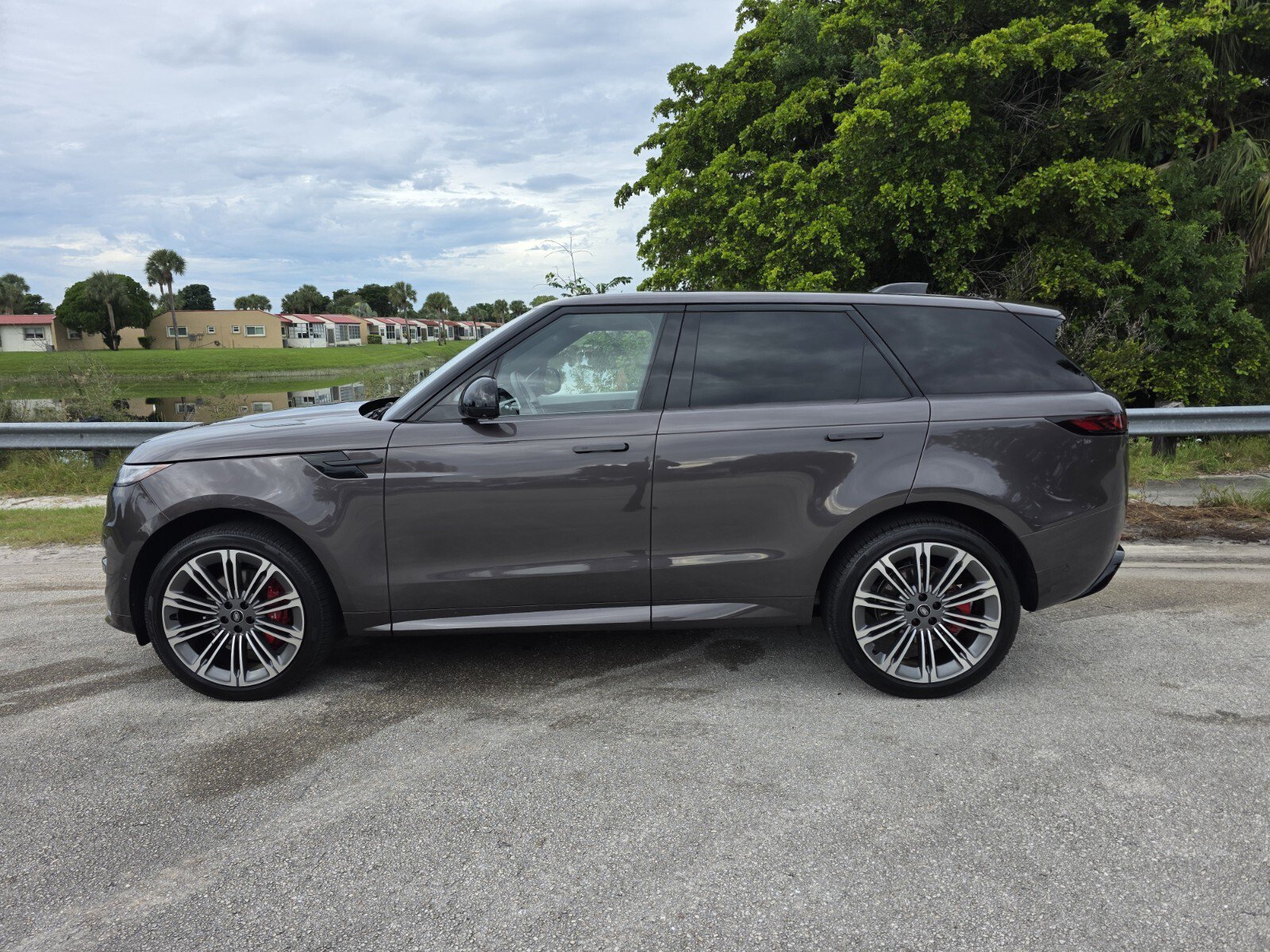 Certified 2025 Land Rover Range Rover Sport Dynamic SE AWD/4WD image 7
