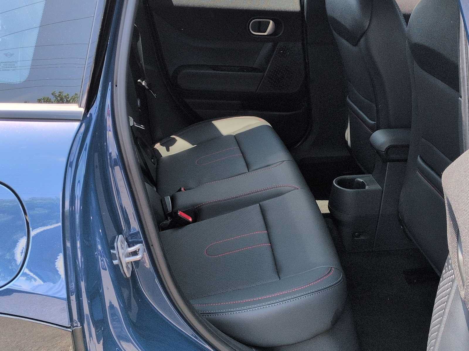 Certified 2025 MINI Cooper S FWD image 22