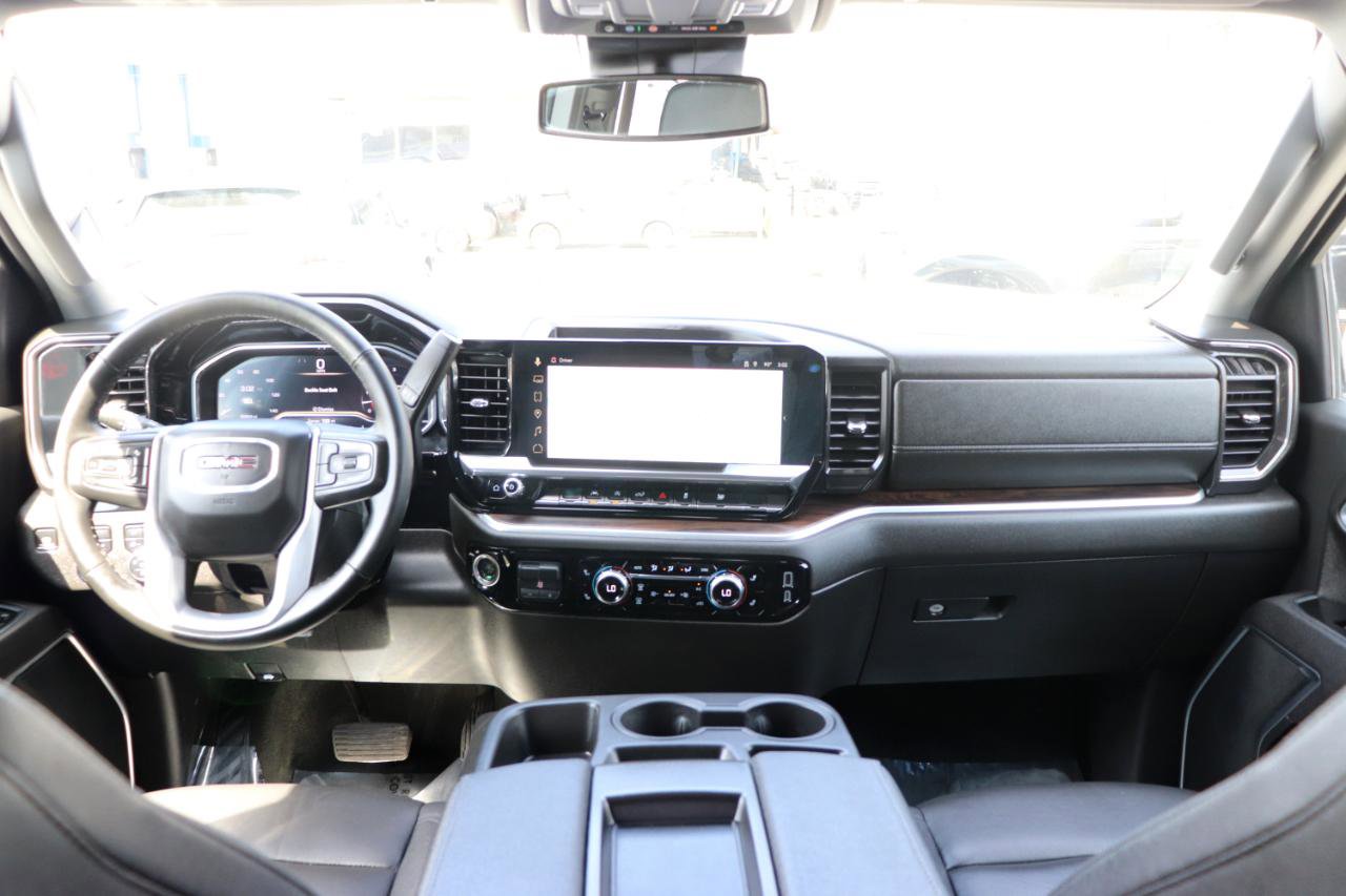 Used 2025 GMC Sierra 1500 SLT AWD/4WD image 16