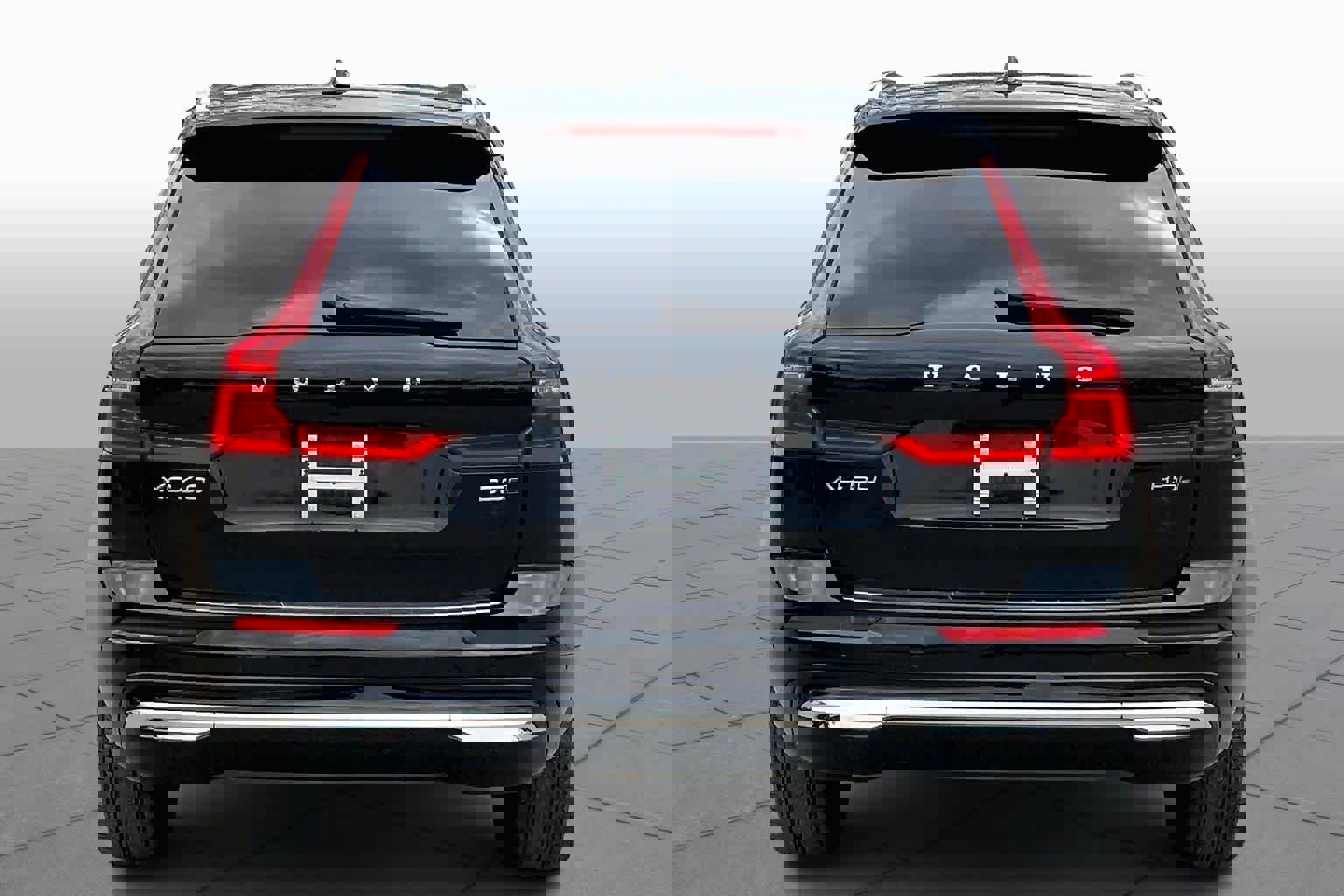 Used 2022 Volvo XC60 B5 Inscription w/ Advanced Package image 5