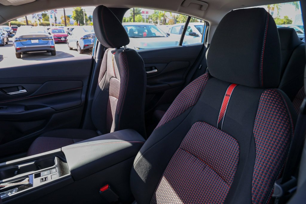 New 2027 Nissan Sentra SR FWD image 16