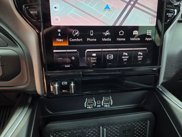 Used 2025 RAM 2500 Laramie AWD/4WD image 29