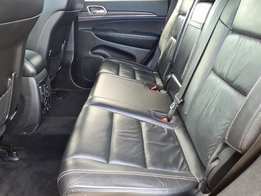 Used 2015 Jeep Grand Cherokee Limited AWD/4WD image 15