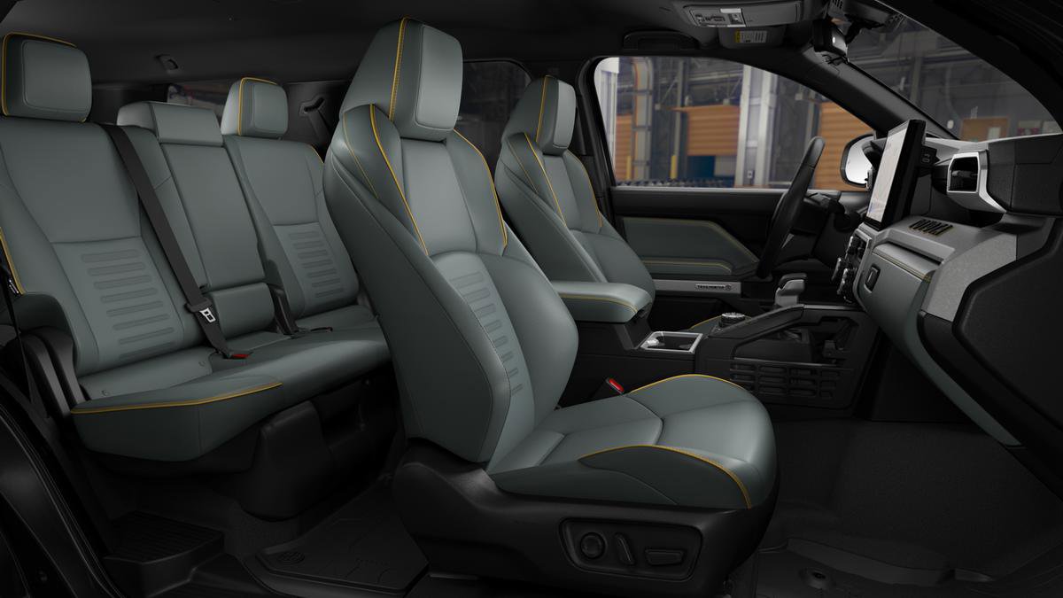 New 2026 Toyota 4Runner Trailhunter AWD/4WD image 23