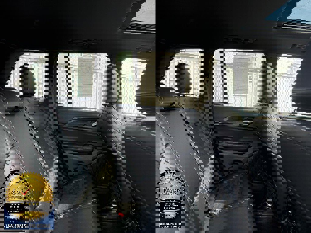 Used 2023 Jeep Grand Cherokee Altitude image 15